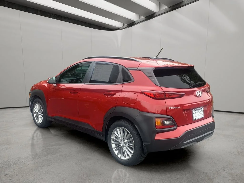 Used 2021 Pulse Red Hyundai SEL image 3