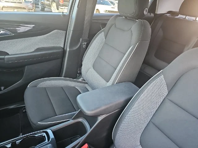 Used 2025 Blue Chevrolet LT image 19