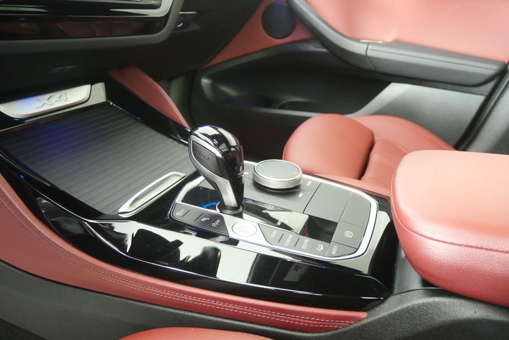 Used 2022 Alpine White BMW xDrive30i image 21