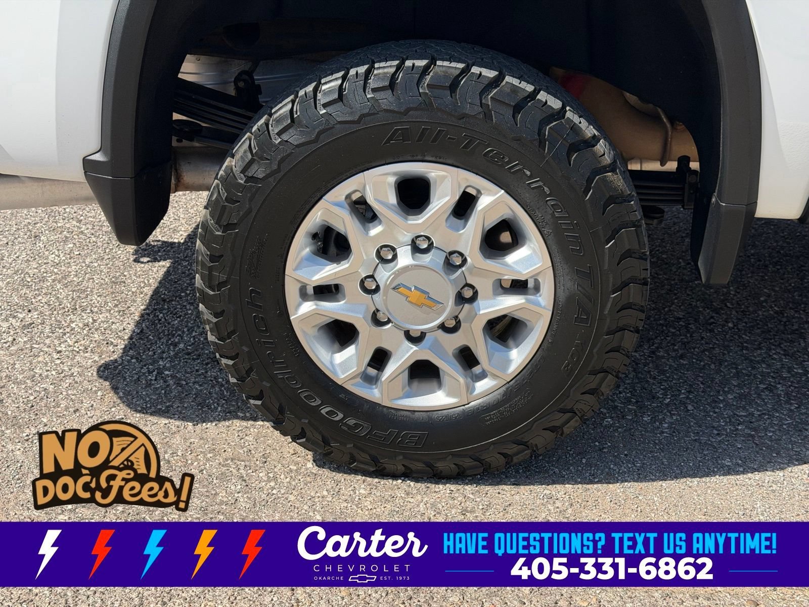 Used 2025 Summit White Chevrolet LT image 24