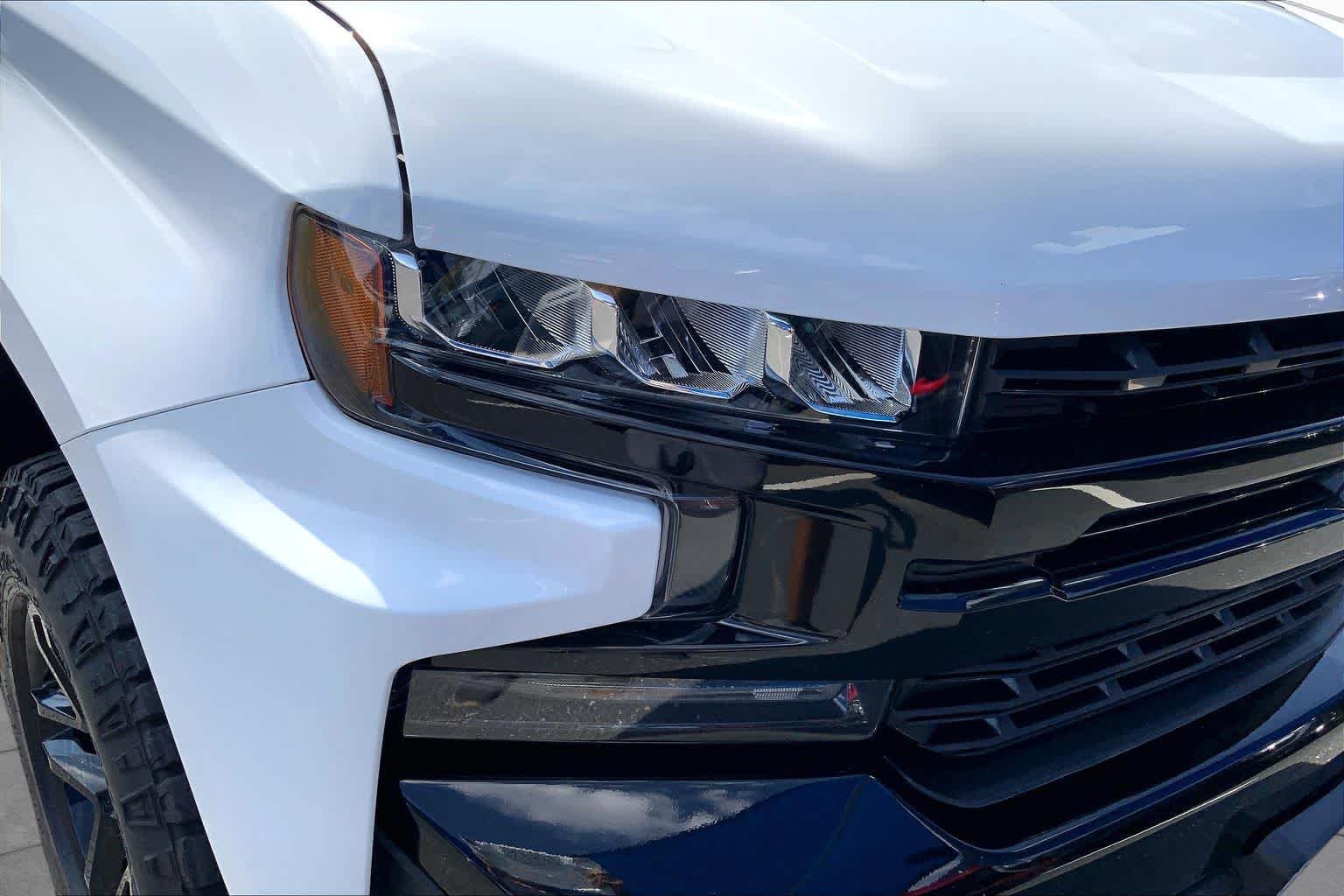 Certified Used 2020 SUMMIT WHITE Chevrolet LT Trail Boss image 28