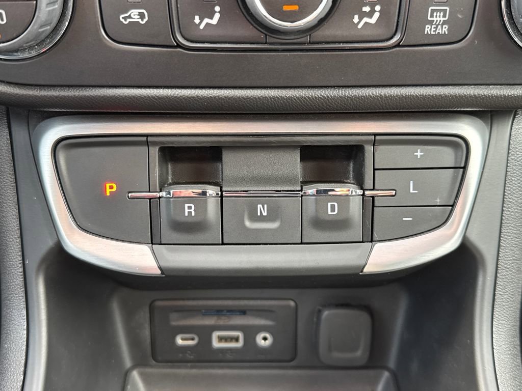 2024 GMC Terrain SLT - Photo 27