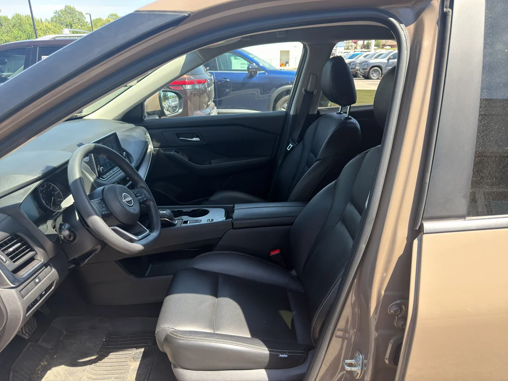 Certified Used 2024 Baja Storm Metallic Nissan SV image 12
