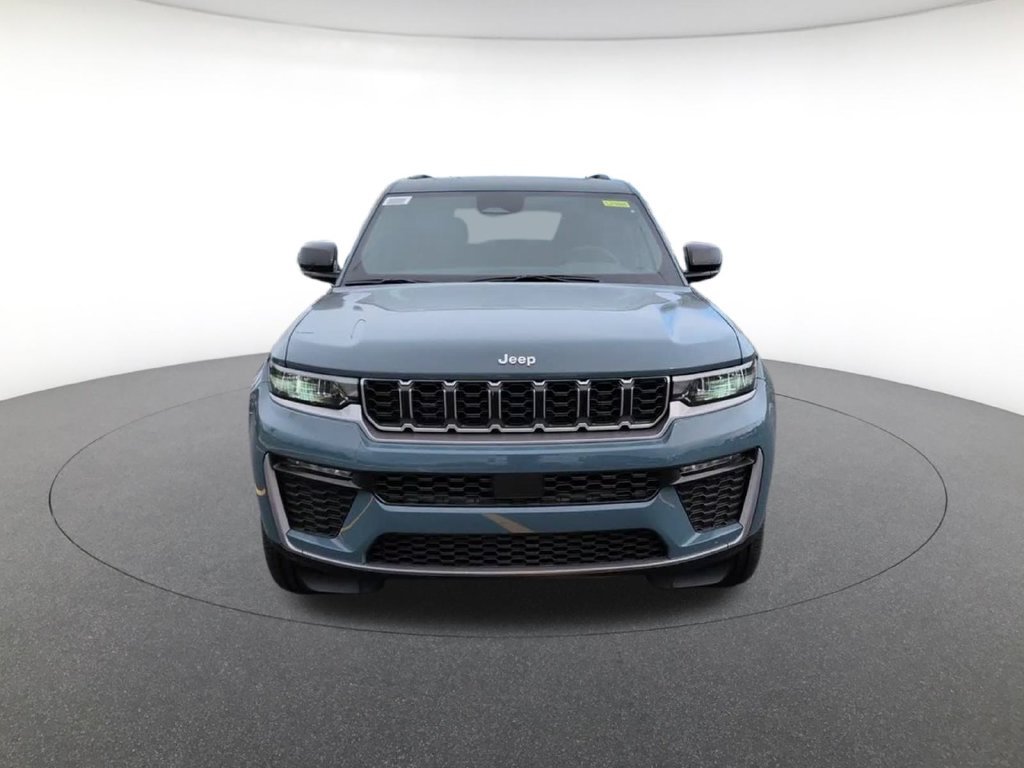 New 2027 Steel Blue Paint Jeep Limited image 14