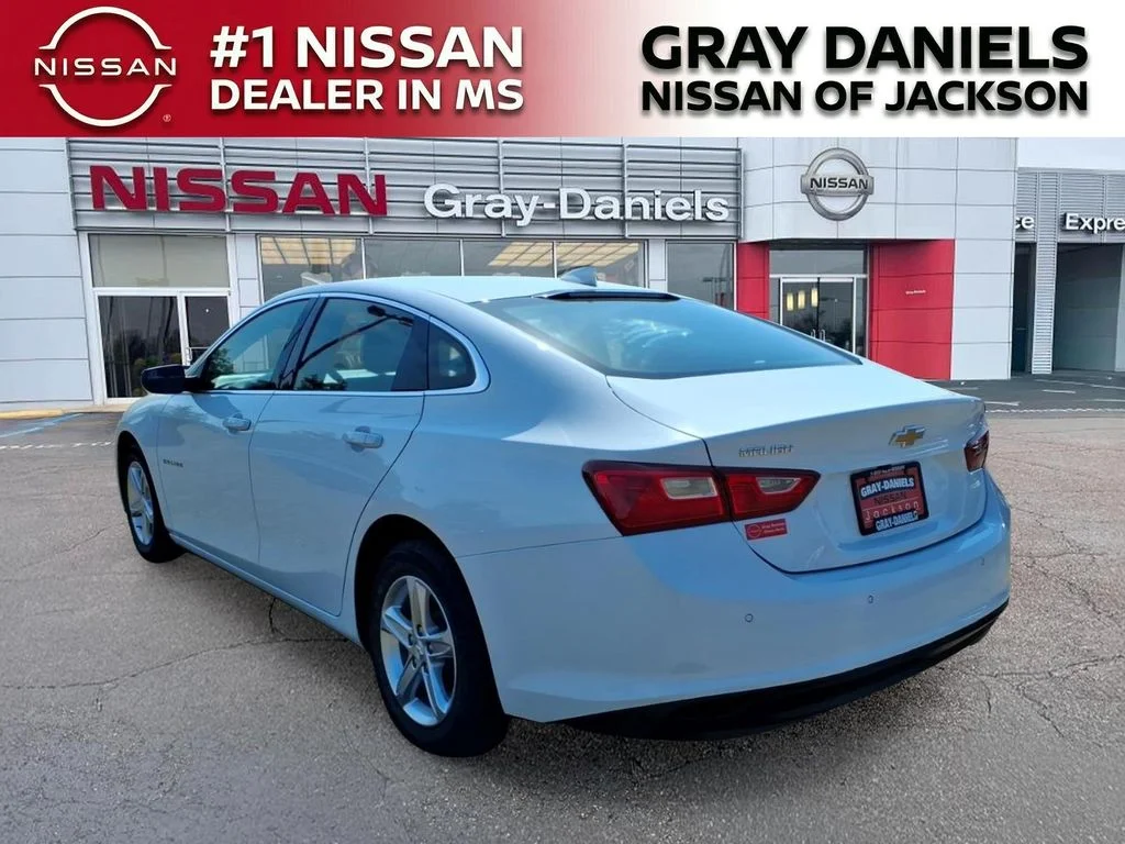 Used 2024 White Chevrolet LT image 5