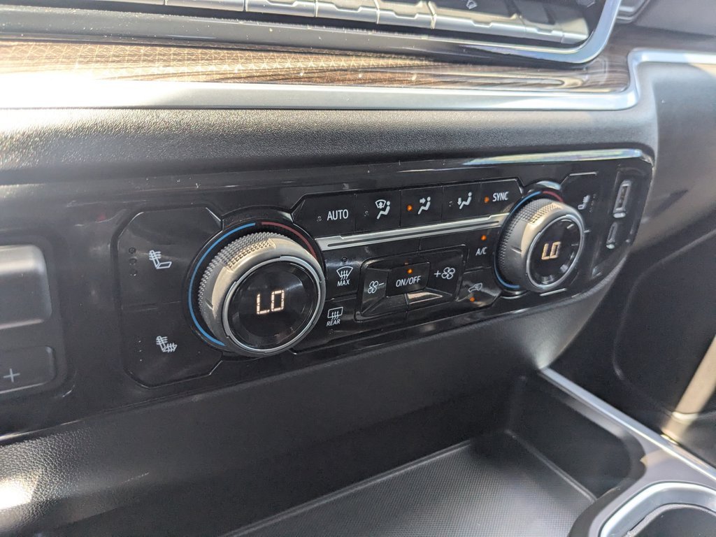 Used 2026 Summit White Chevrolet LT image 18
