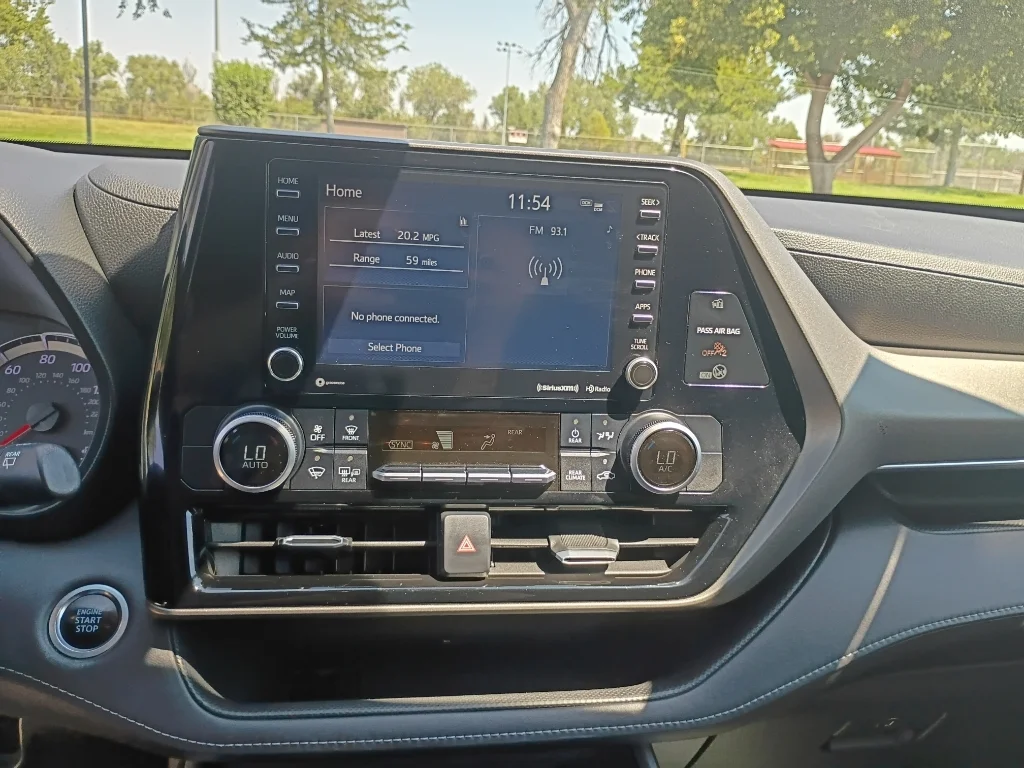 Used 2020 Blueprint Toyota LE image 35