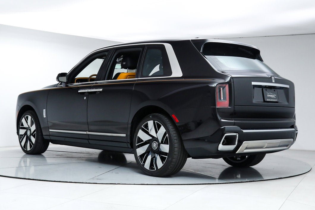 Used 2025 Brown Rolls-Royce  image 4