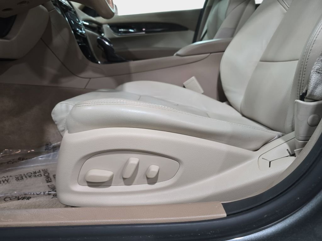 Used 2016 Gray Cadillac 3.6L Luxury image 27