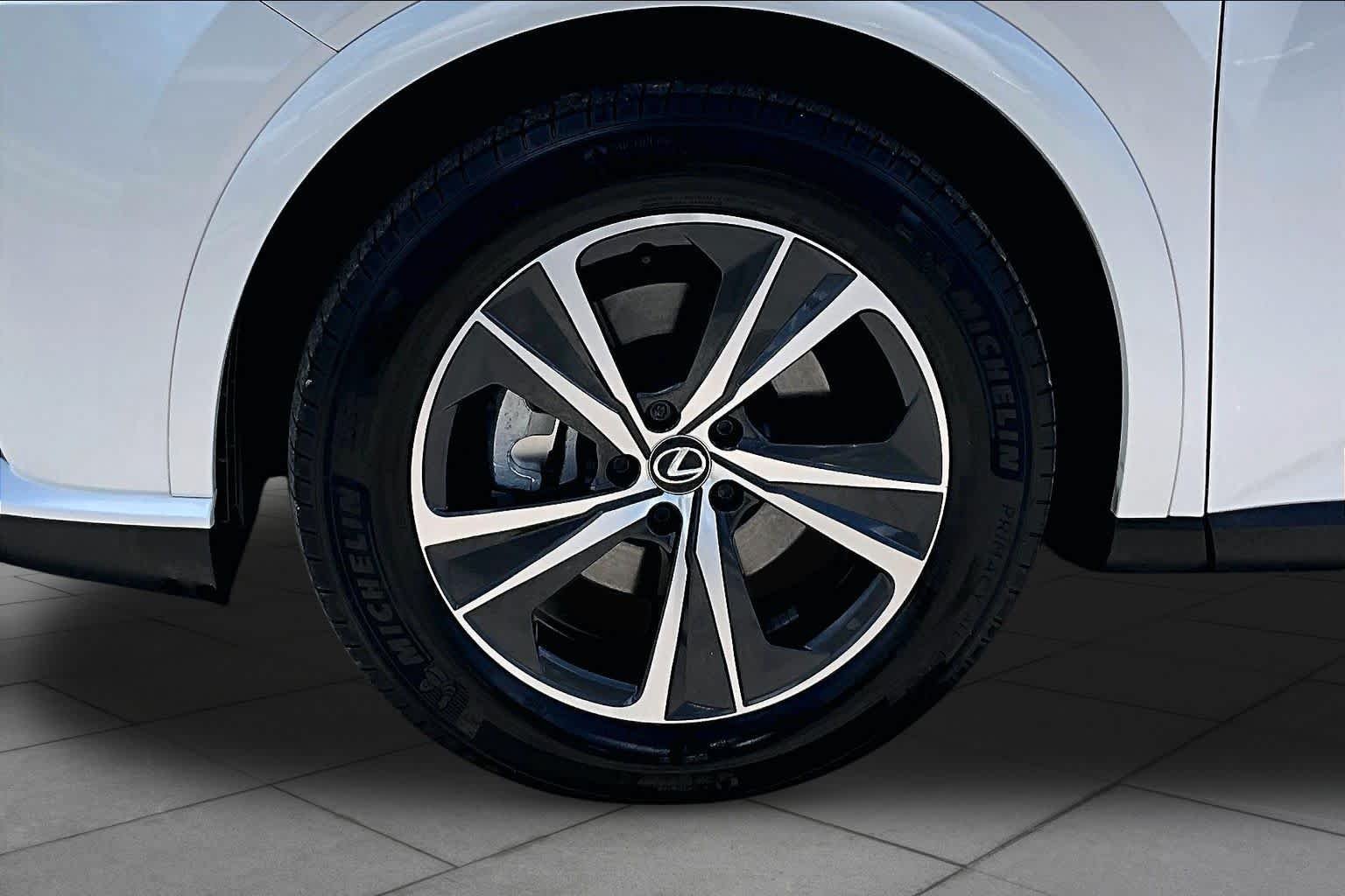 Used 2024 Eminent White Pearl Lexus  image 11