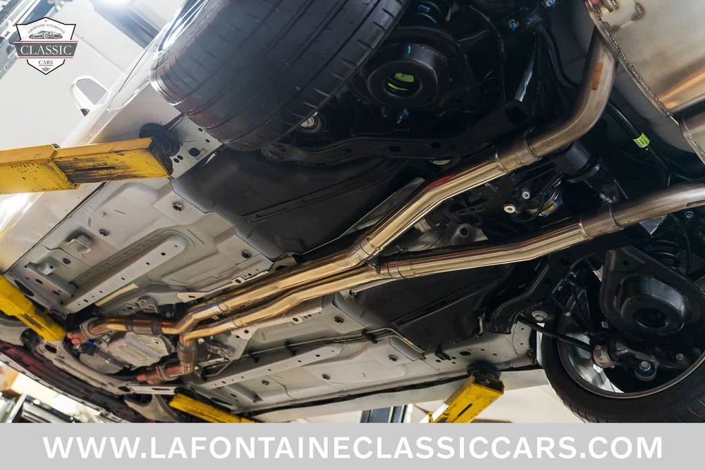 Used 2015 White Cadillac Base image 98