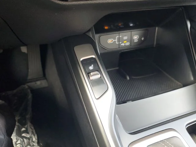2026 Kia Sorento S - Photo 27