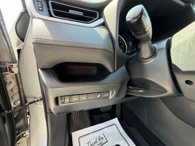 Certified Used 2020 Silver Sky Metallic Toyota XLE Premium image 17
