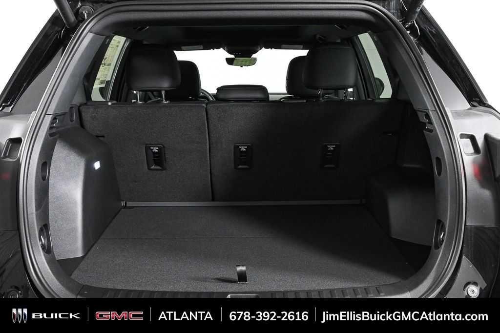 2026 GMC Terrain AT4 - Photo 30
