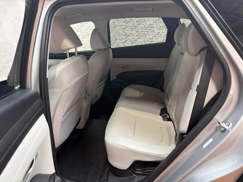 New 2026 Shimmering Silver Hyundai SEL image 13