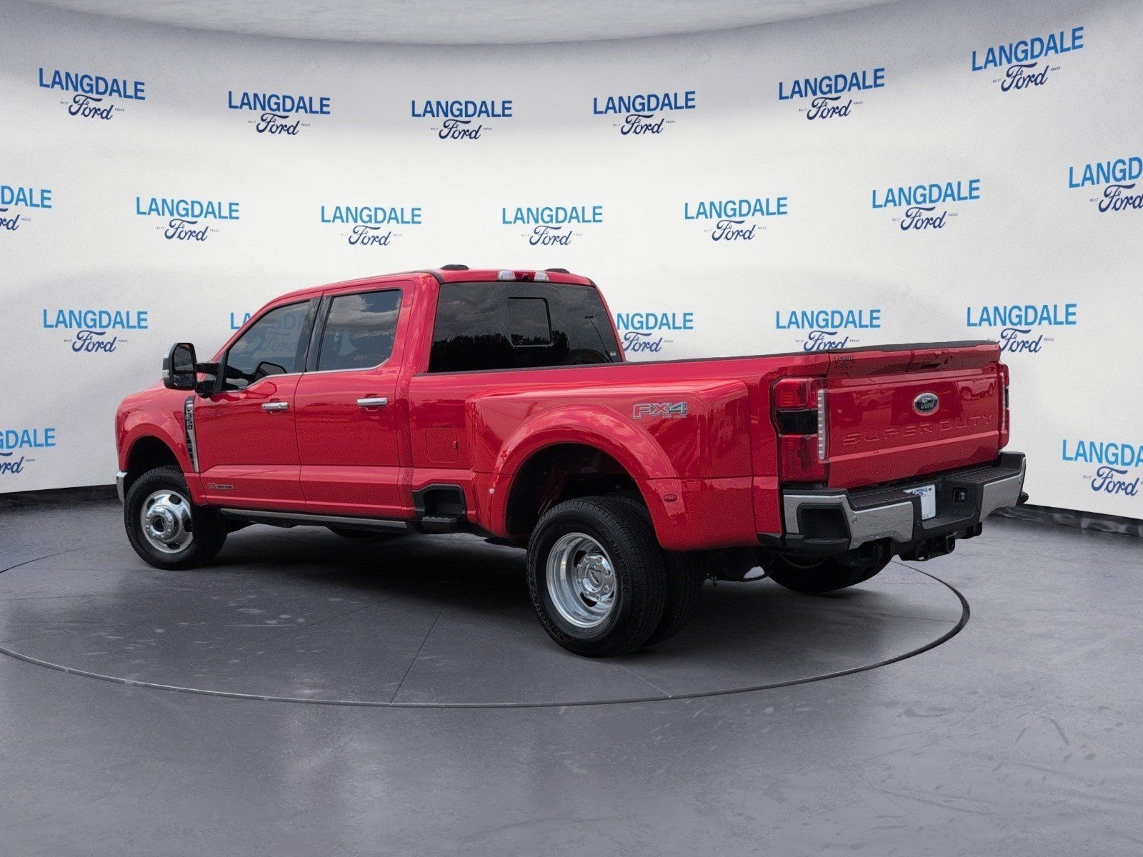 Used 2025 Race Red Ford Lariat image 9