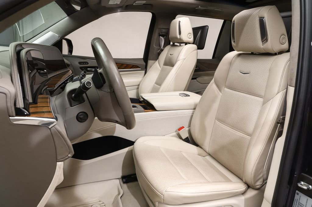 Used 2022 Gray Cadillac Premium Luxury Platinum image 9