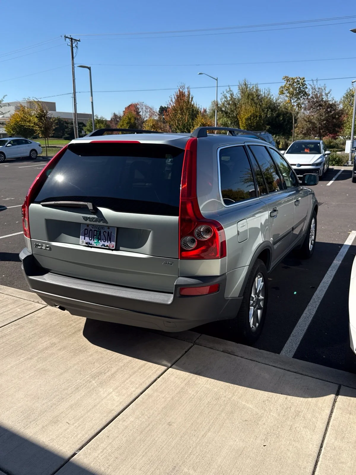 Used 2005 Silver Volvo 2.5T image 5
