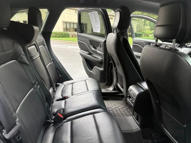 Used 2020 Magnetic Gray Lincoln Reserve image 16