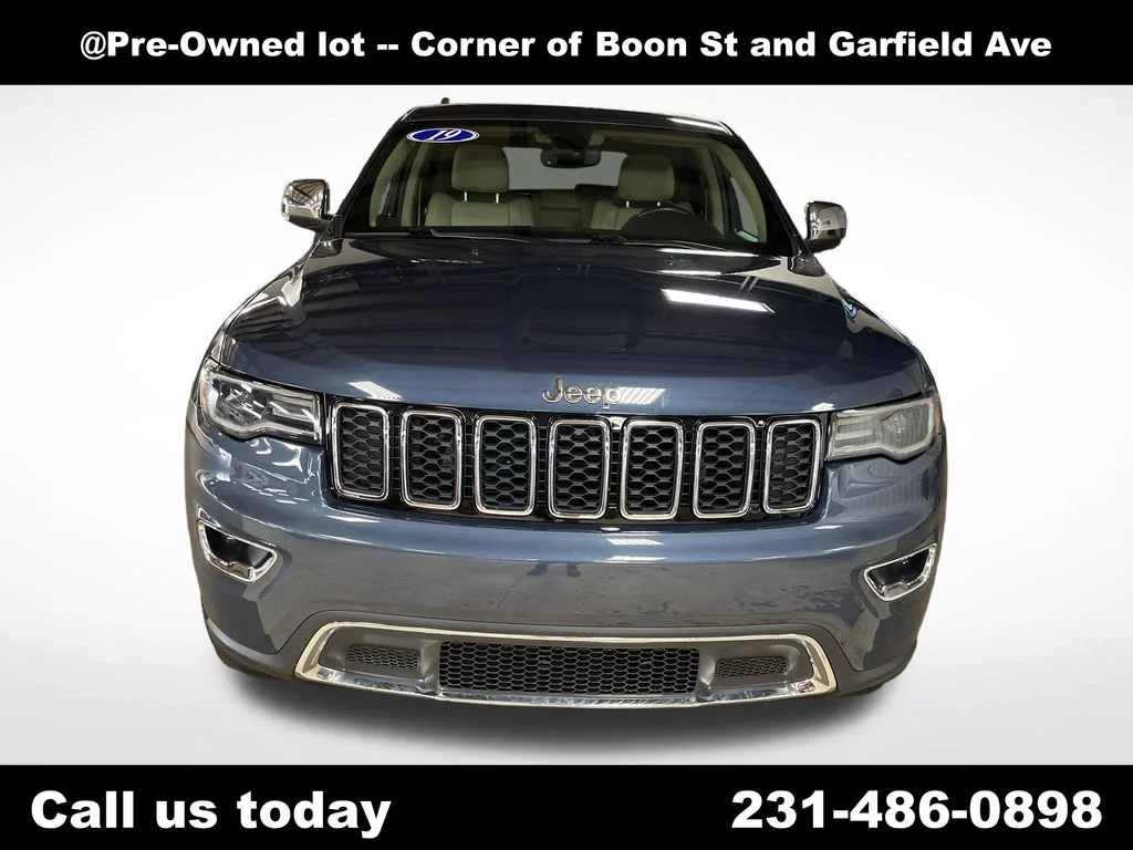 Used 2019 Blue Jeep Limited image 11