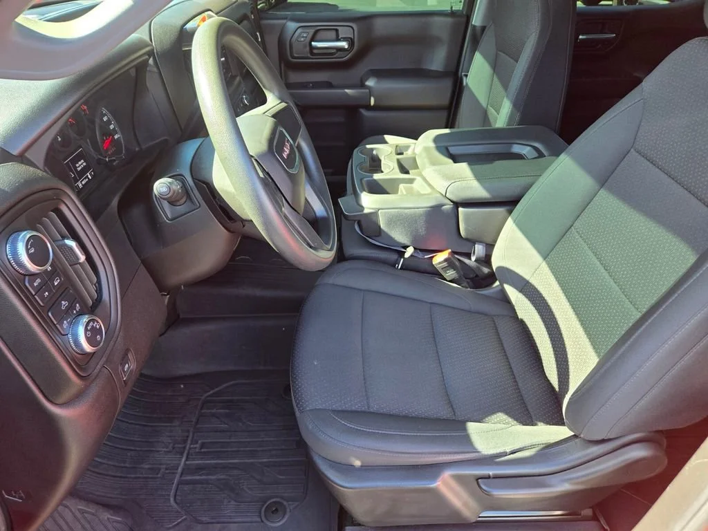 Used 2024 Cardinal Red GMC Pro image 10