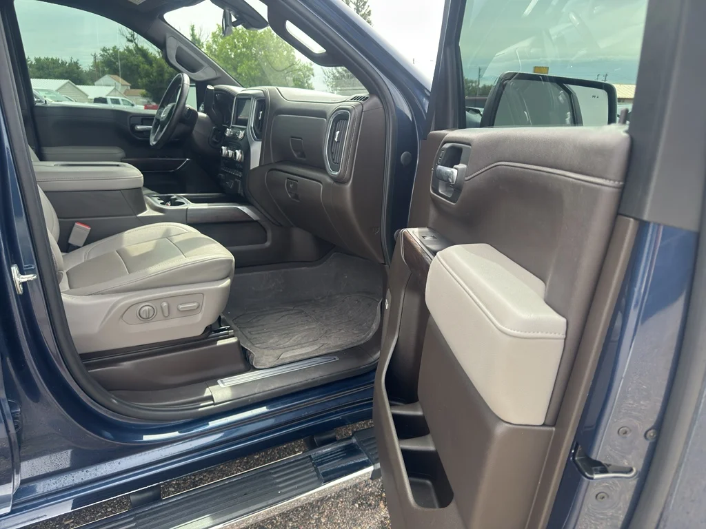 Used 2021 Pacific Blue Metallic GMC SLT image 15