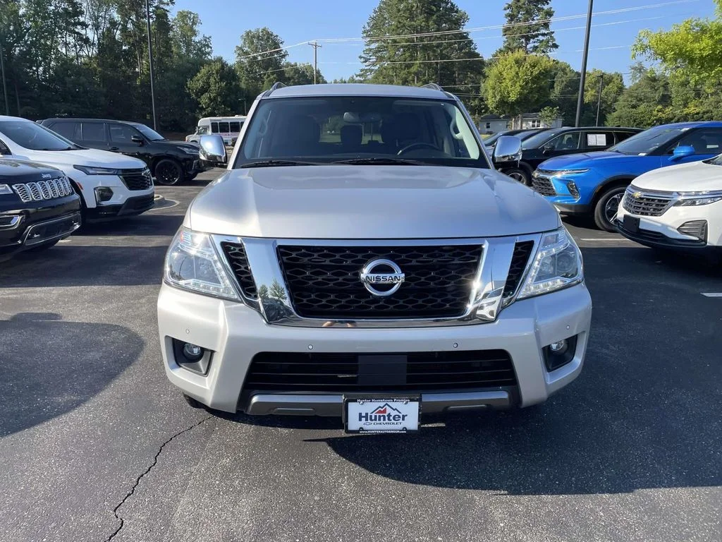 Used 2020 Silver Nissan SL 4WD image 2