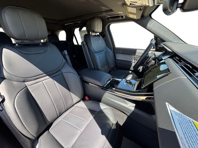 New 2026 Carpathian Grey Land Rover Dynamic SE image 15