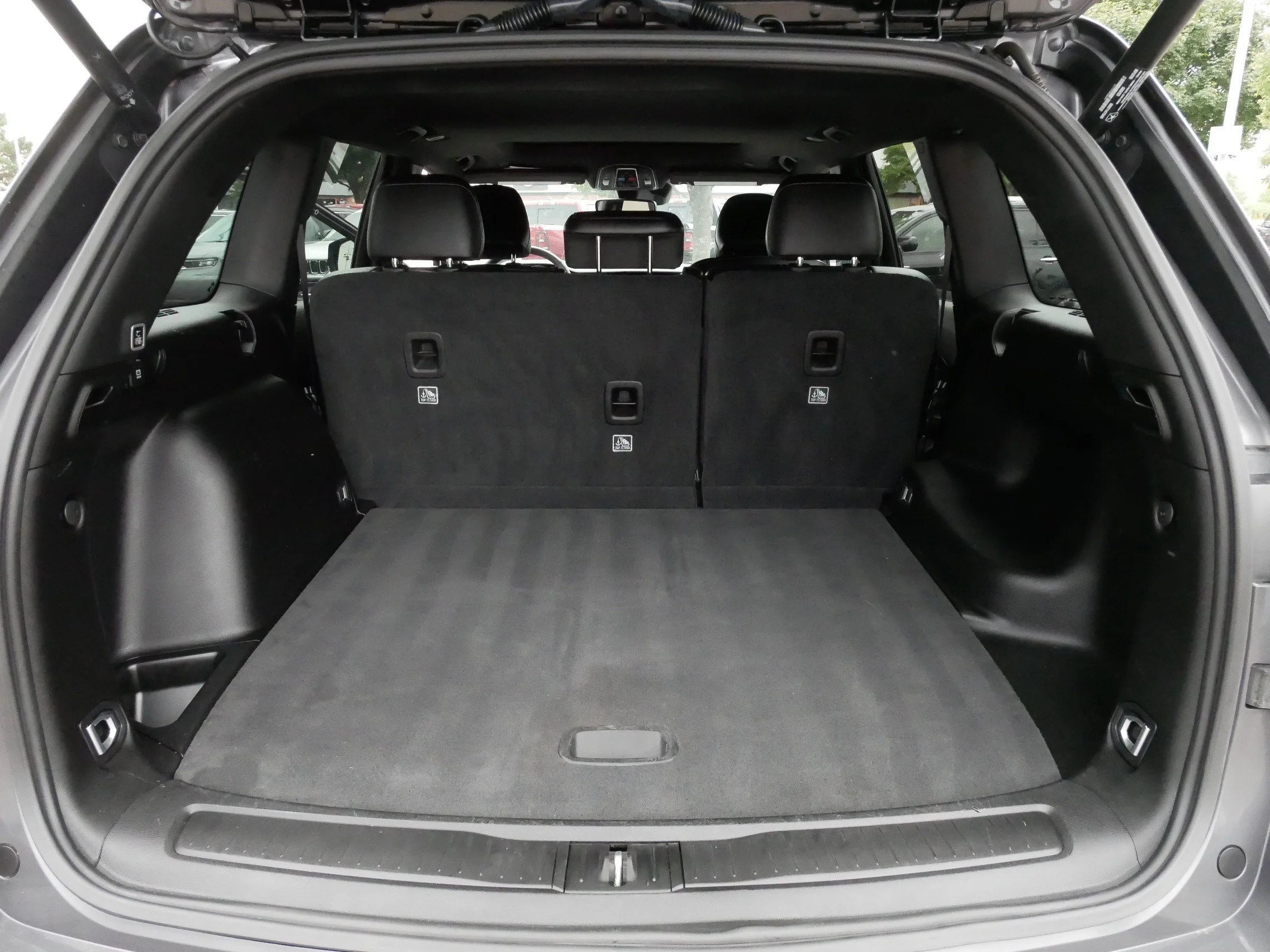 Used 2023 Baltic Gray Metallic Clearcoat Jeep Altitude X image 18