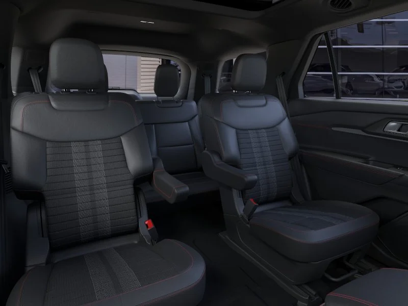 New 2026 Space White Metallic Ford ST-Line image 33