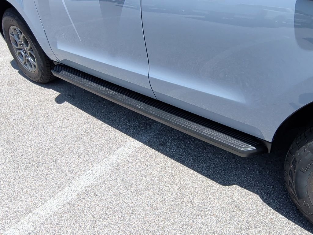 New 2027 Glacier Gray Metallic Tri-Coat Ford Active image 47