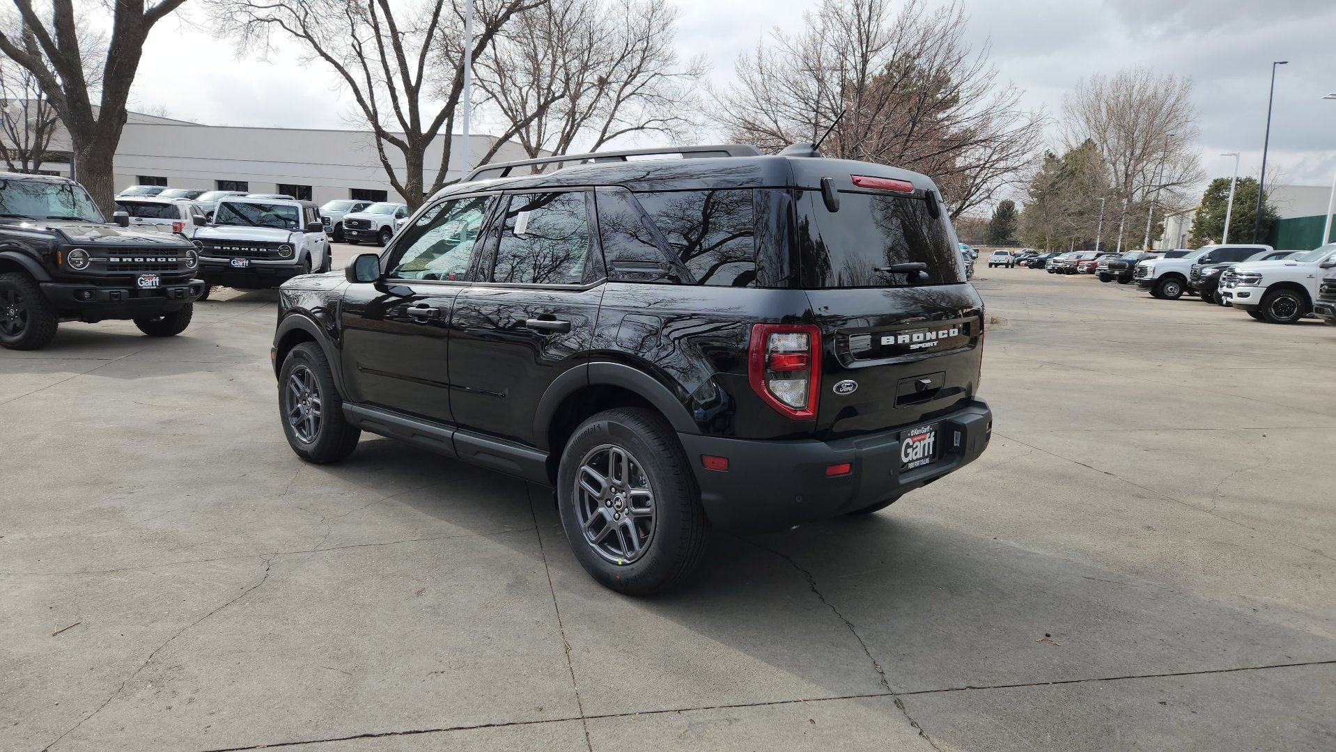New 2025 Shadow Black Ford Big Bend image 9