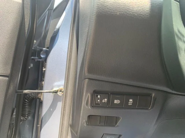 Used 2026  Toyota LE image 13