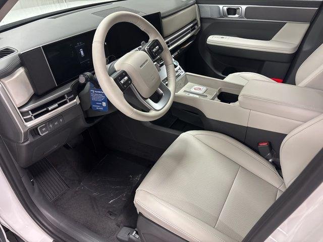 New 2026 White Hyundai SEL image 8
