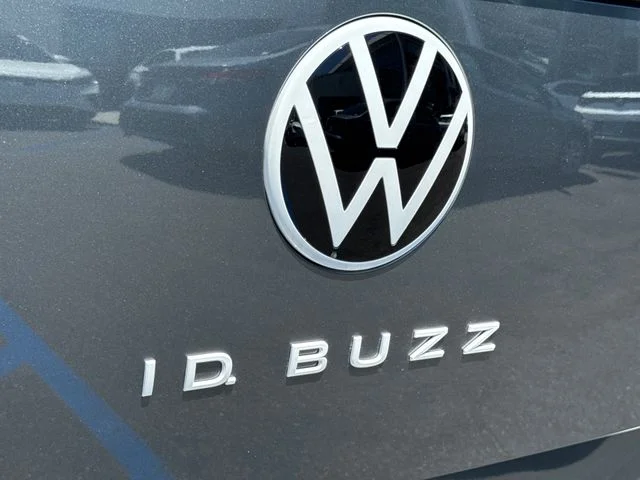 New 2025 Indium Gray W/Candy White Upper Volkswagen Pro S Plus image 15