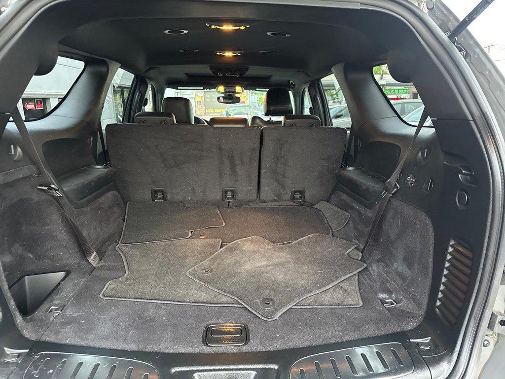 Used 2022 Destroyer Gray Clearcoat Dodge R/T AWD image 26