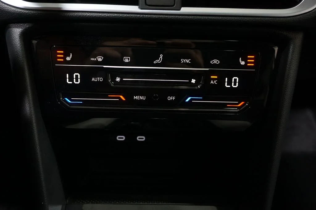 New 2026 Gray Volkswagen 1.5T SE image 18