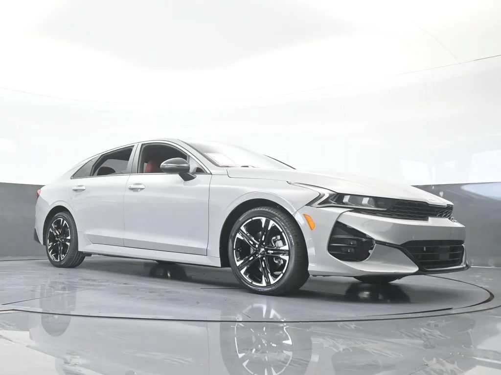 Used 2023 Wolf Gray Kia GT-Line image 60