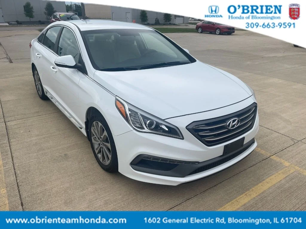 Used 2017 Quartz White Pearl Hyundai Sport image 1