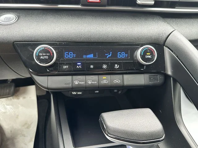 Used 2021 Silver Hyundai SEL image 18