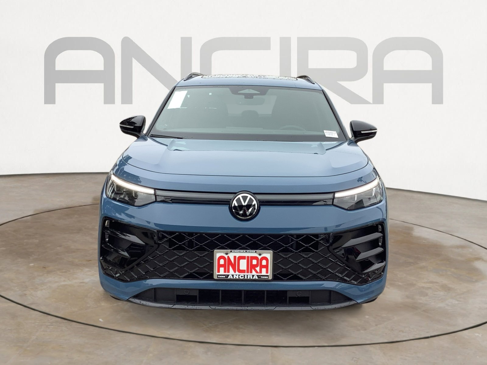 2026 Volkswagen Tiguan SE R-LINE BLACK - Photo 3