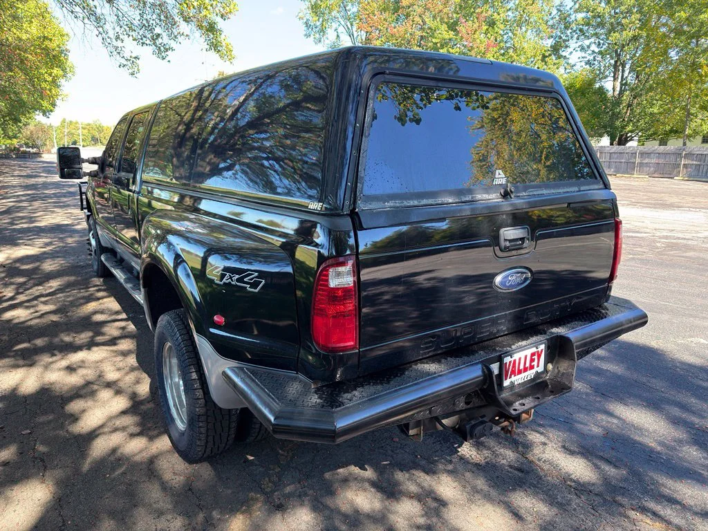 Used 2010 Black Ford Lariat image 9