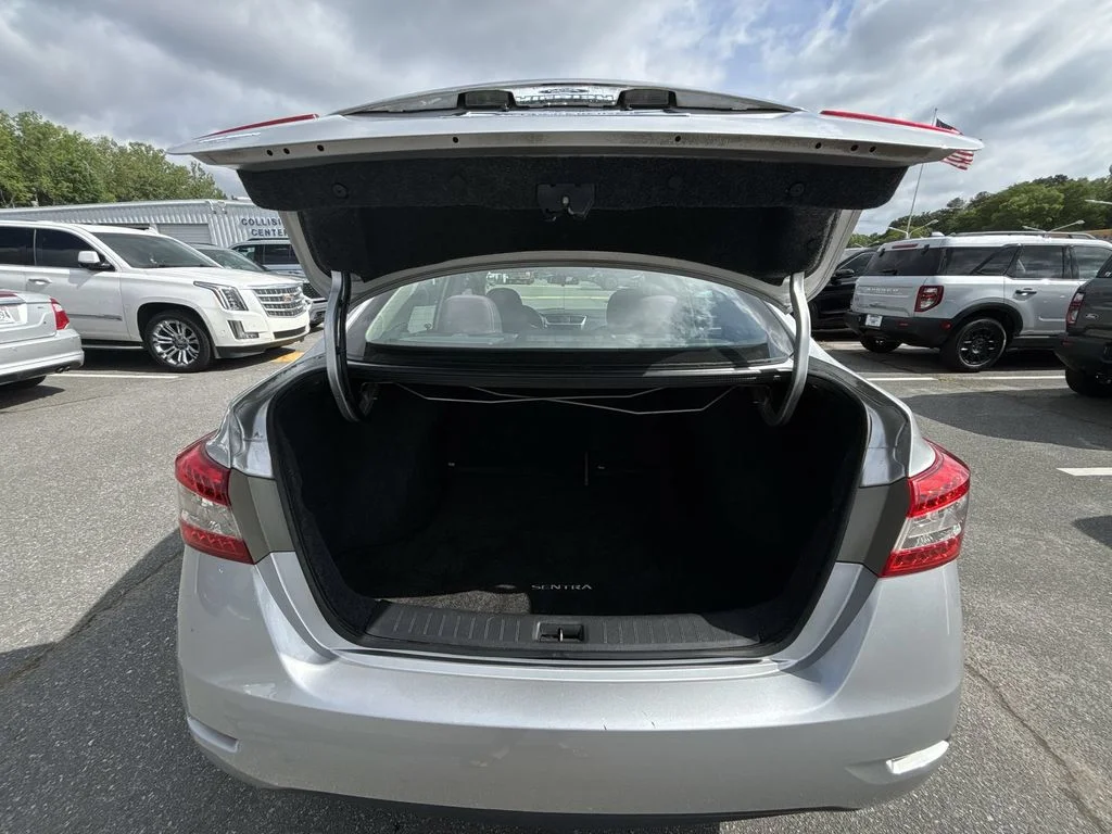 Used 2015 Silver Nissan S image 20