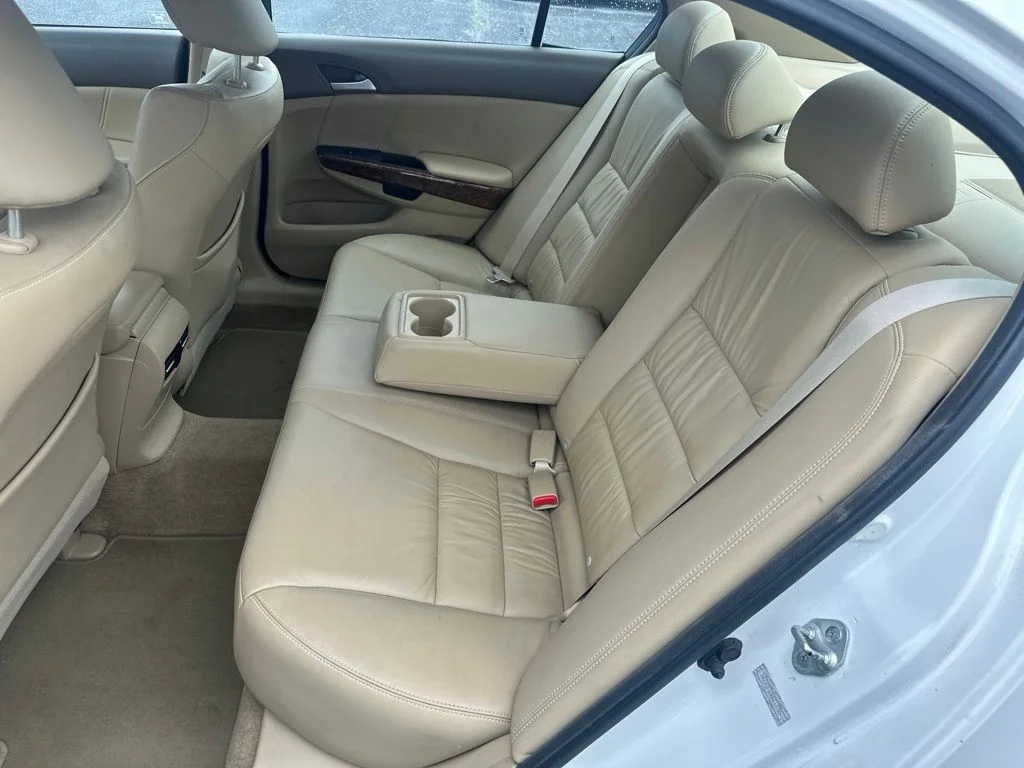 Used 2010 Taffeta White Honda EX-L image 13
