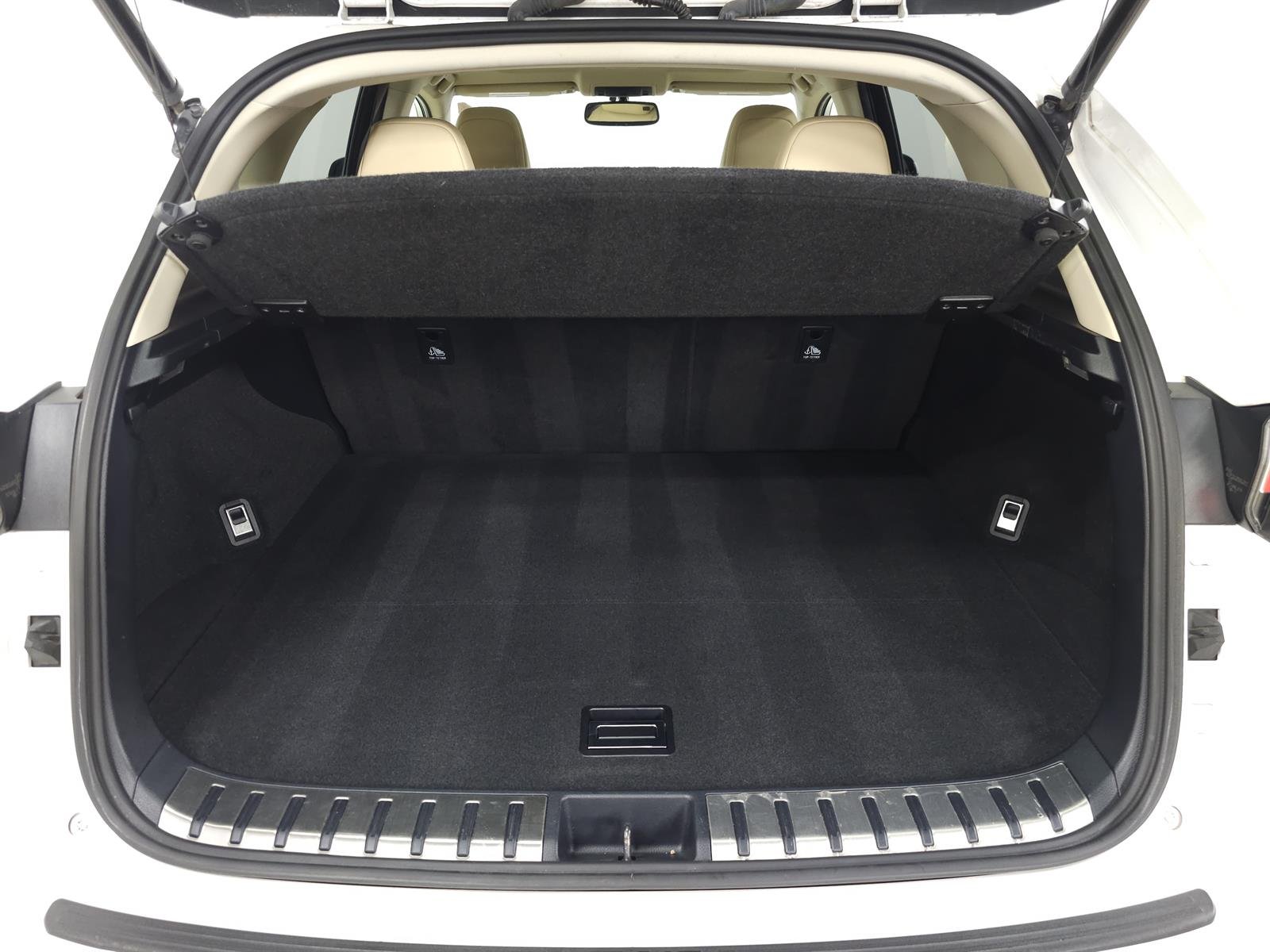 Used 2016 White Lexus PREMIUM image 7