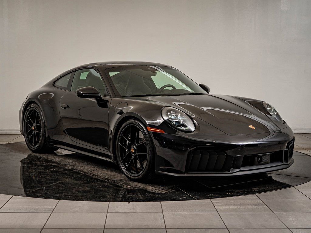 Used 2025 Jet Black Porsche Carrera 4 GTS image 9