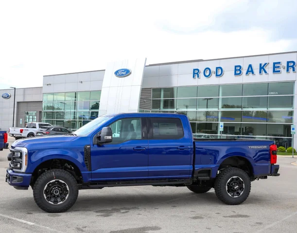 2026 Ford Super Duty F-350® XLT