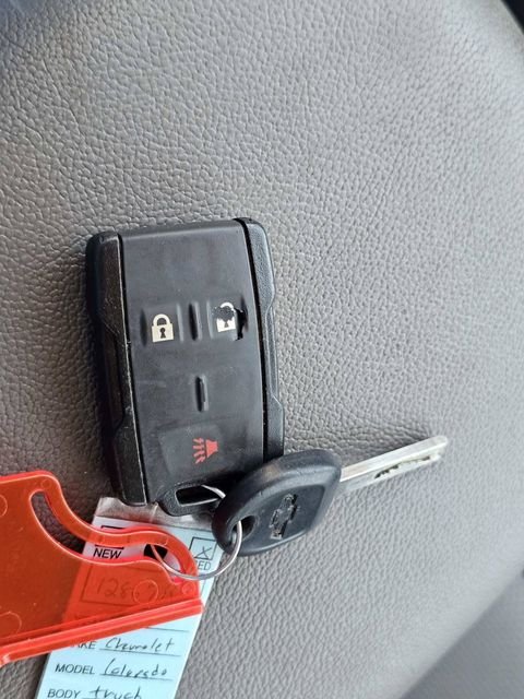 Used 2019 Red Chevrolet Work Truck image 26