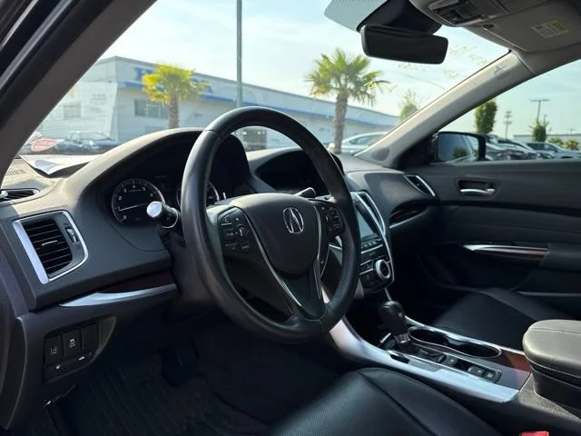 Used 2015 Crystal Black Pearl Acura Tech image 10