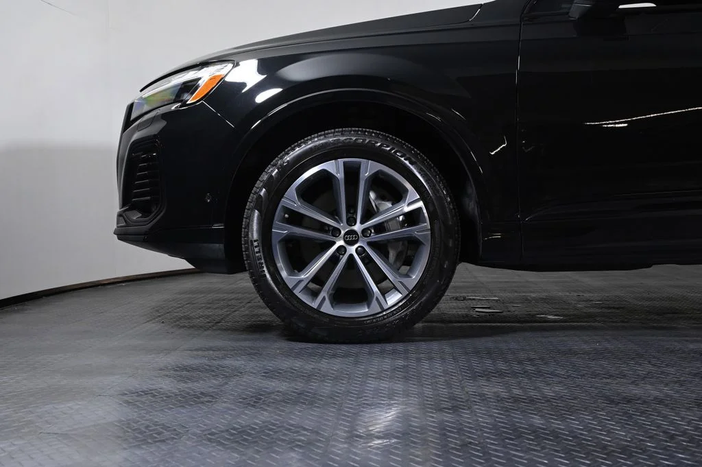 Used 2026 Black Metallic Audi 45 Premium Plus image 24